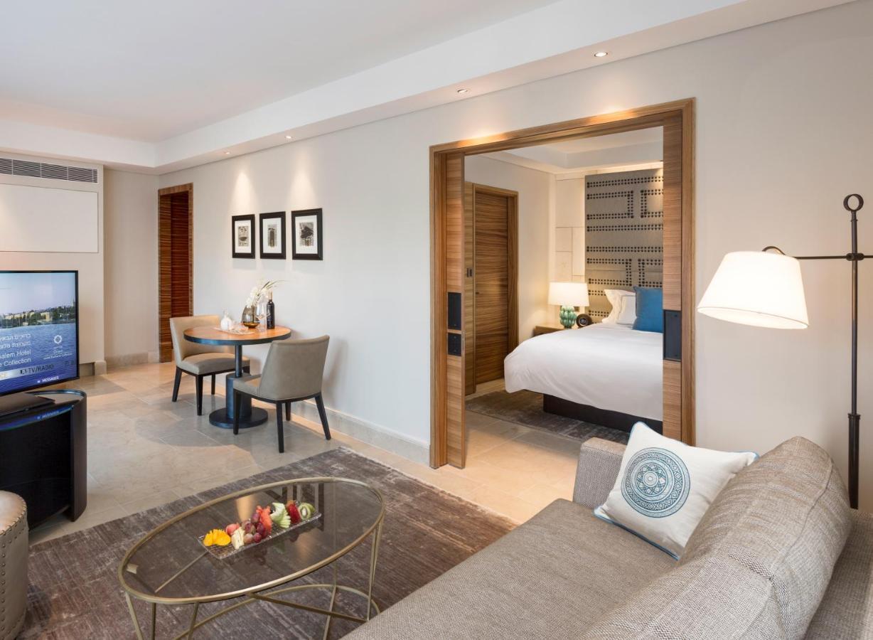 Orient By Isrotel Exclusive Jerusalem Exterior foto A suite at the InterContinental