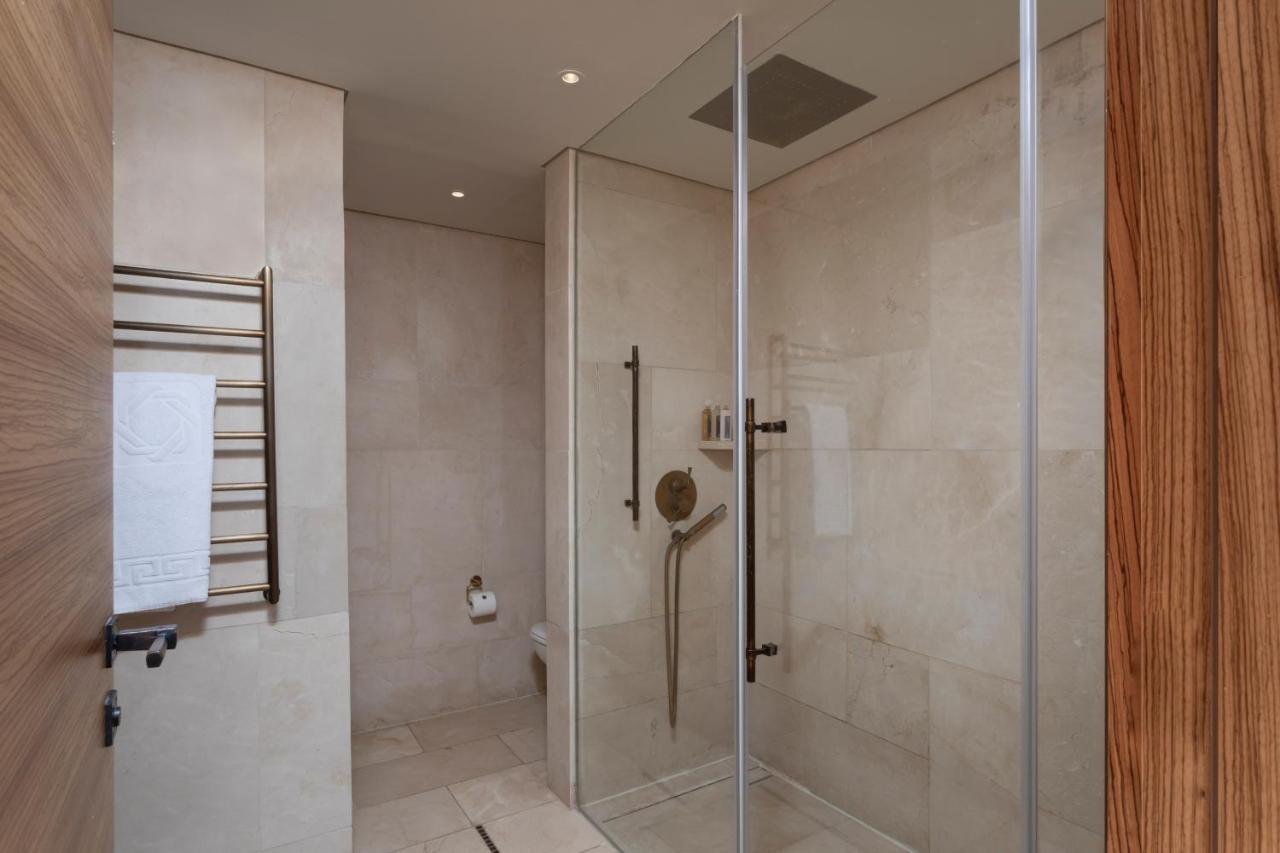 Orient By Isrotel Exclusive Jerusalem Exterior foto A shower with a rain shower head